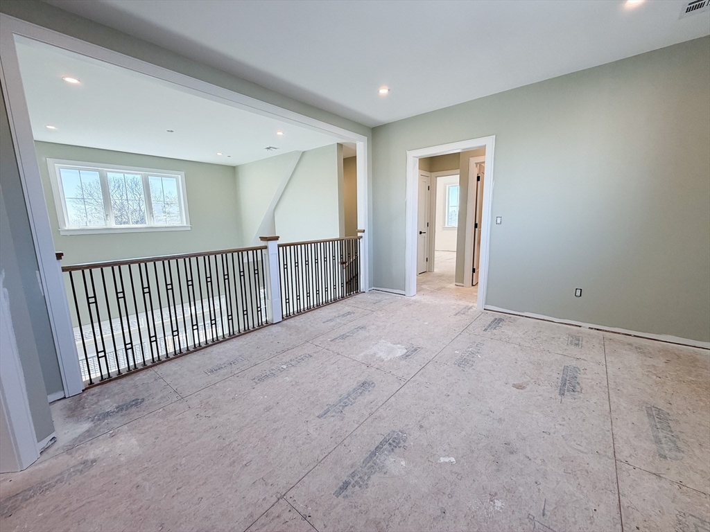 4 Oneil Way Saugus, MA 01906 - Photo 15 of 42