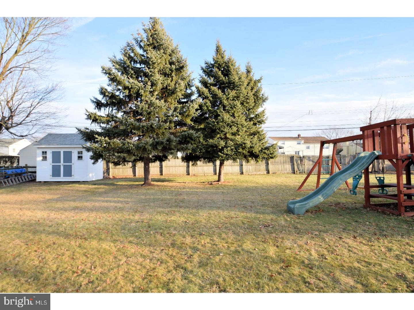 299 Poplar Road Warminster, PA 18974 - Photo 22 of 25 Back Yard