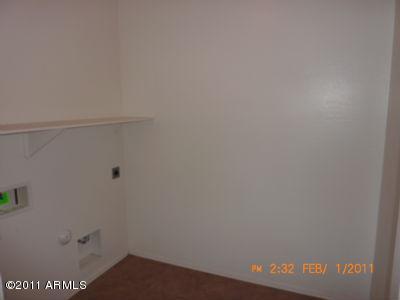 5431 West Beverly Road Laveen, AZ 85339 - Photo 21 of 26 Laundry Room