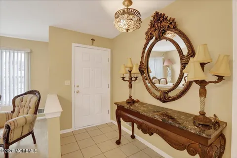 $310,000 | 28 Golden Willows Avenue, Unit 1000, Lakewood, NJ 08701