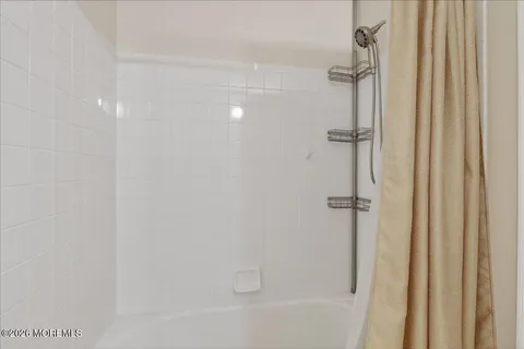 $310,000 | 28 Golden Willows Avenue, Unit 1000, Lakewood, NJ 08701