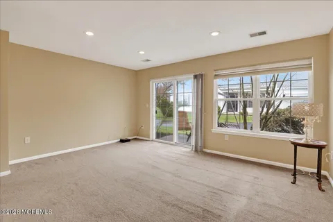 $310,000 | 28 Golden Willows Avenue, Unit 1000, Lakewood, NJ 08701