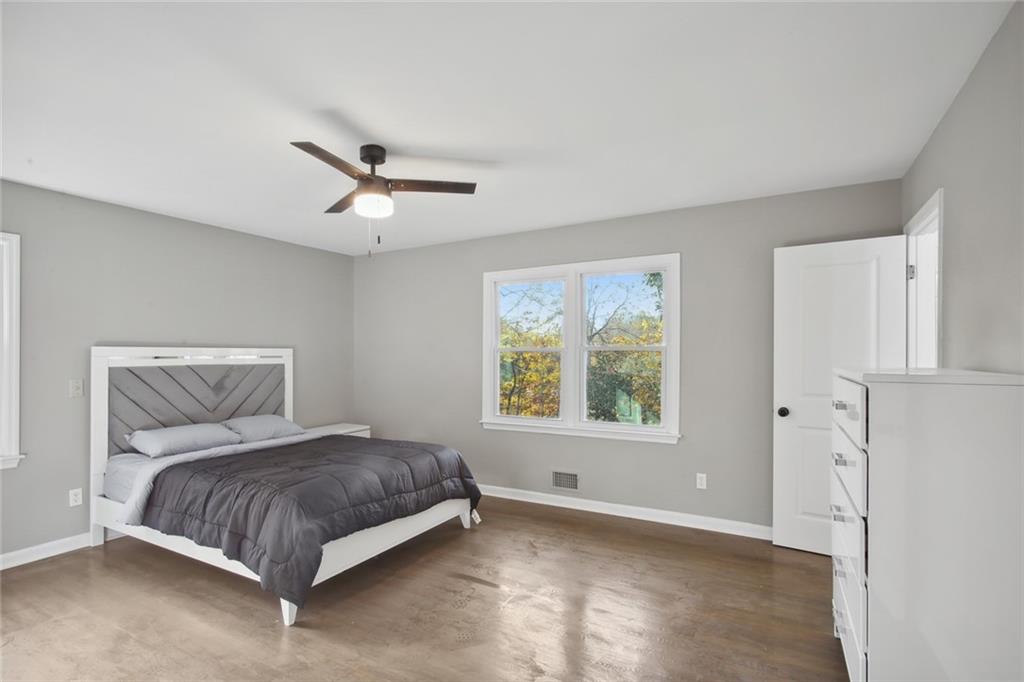 892 North Superior Avenue Decatur, GA 30033 - Photo 12 of 28