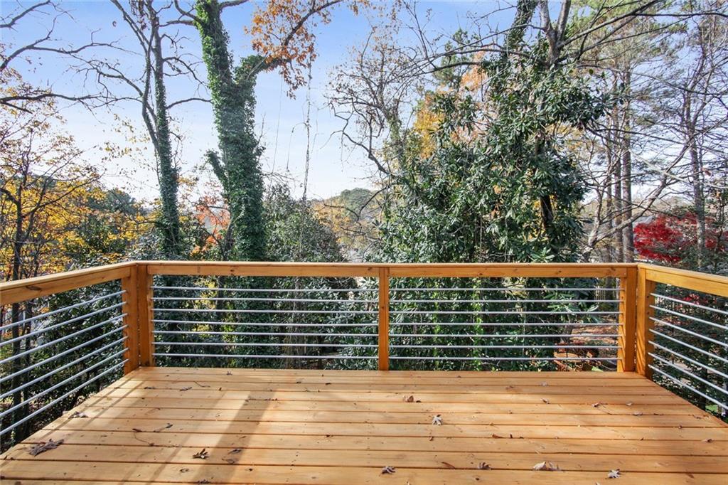 892 North Superior Avenue Decatur, GA 30033 - Photo 10 of 28