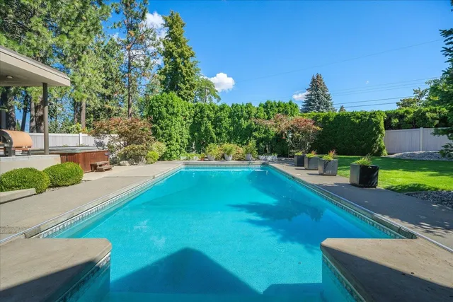 $2,495,000 | 3223 South High Drive, Spokane, WA 99203