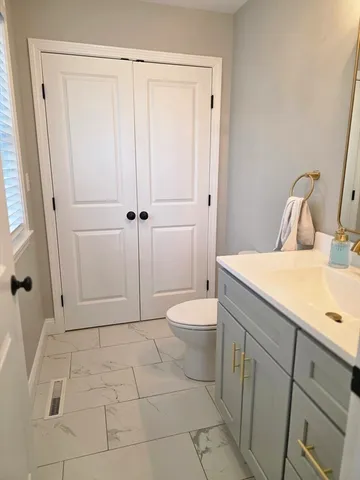 $575,000 | 234 Kilburn Street, Fall River, MA 02724