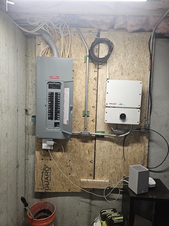 234 Kilburn Street Fall River, MA 02724 - Photo 34 of 36 a room with gym equipment