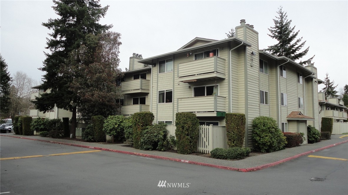 1500 Sunset Boulevard Northeast, Unit 313 Renton, WA 98057 - Photo 1 of 24
