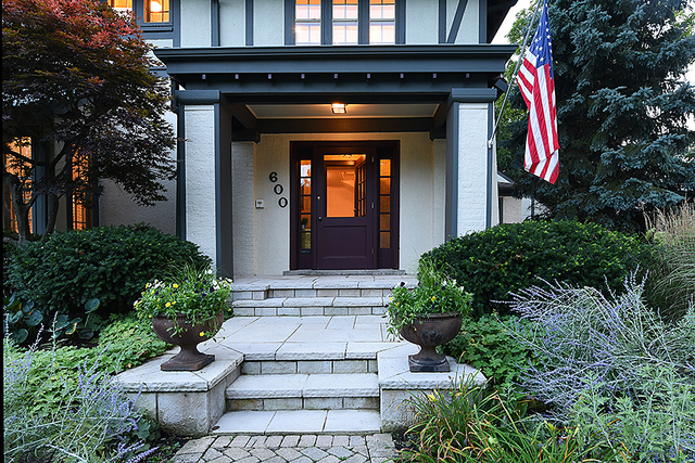 600 Ash Street Winnetka, IL 60093 - Photo 4 of 56 a view of a house with potted plants
