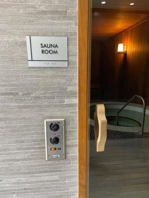 45 Southwest 9th Street, Unit 1007 Miami, FL 33130 - Photo 50 of 63