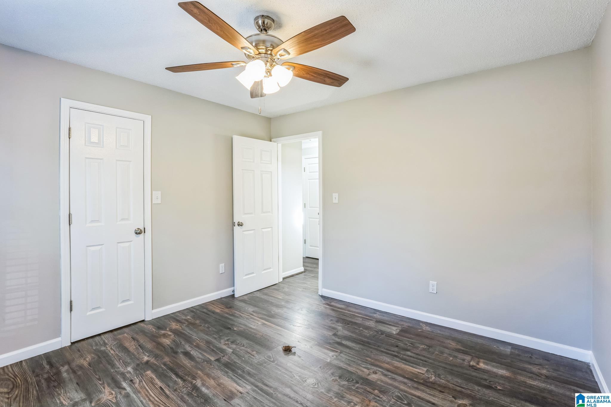 228 South Hillcrest Road Odenville, AL 35120 - Photo 12 of 30