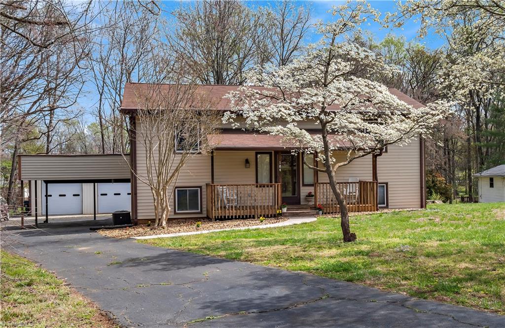 184 Hawthorne Road Mocksville, NC 27028 - Photo 1 of 38 Gallery Image 1