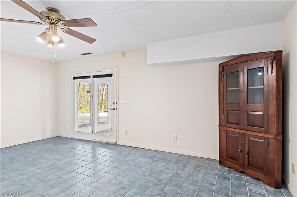 184 Hawthorne Road Mocksville, NC 27028 - Photo 19 of 38 Gallery Image 19