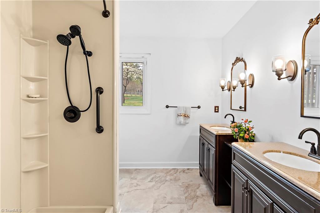 184 Hawthorne Road Mocksville, NC 27028 - Photo 23 of 38 Gallery Image 23
