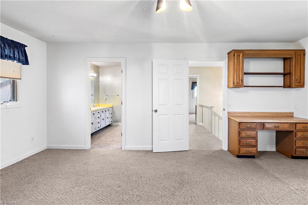 184 Hawthorne Road Mocksville, NC 27028 - Photo 26 of 38 Gallery Image 26