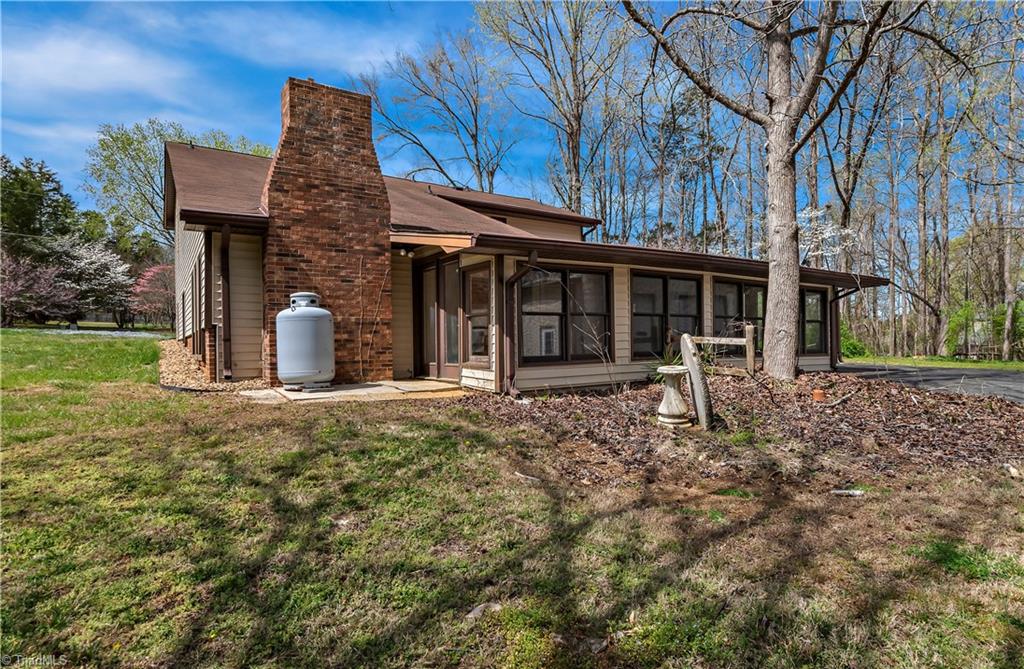 184 Hawthorne Road Mocksville, NC 27028 - Photo 34 of 38 Gallery Image 34