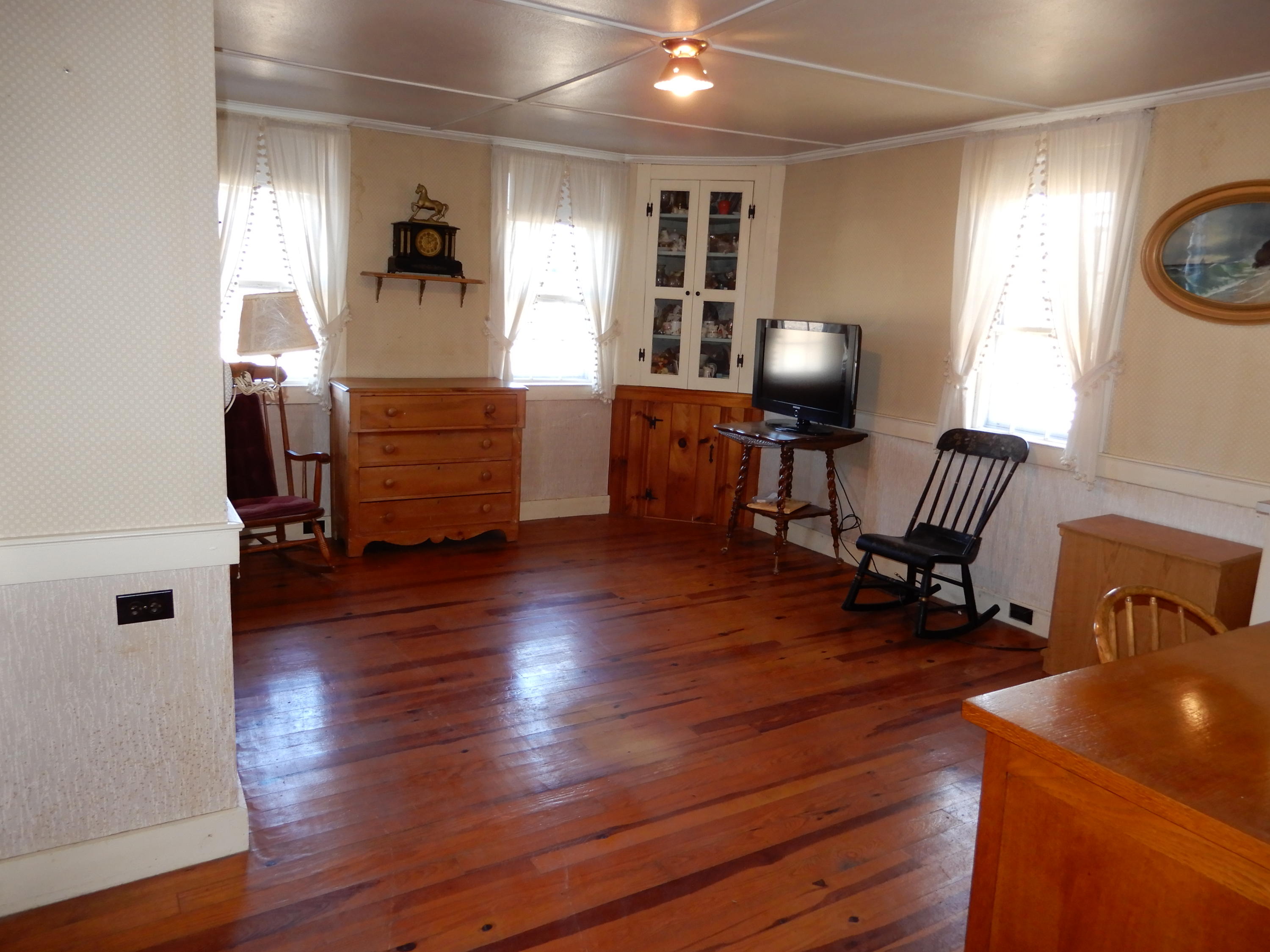 236 Cape Road Standish, ME 04084 - Photo 9 of 35 DSCN4510