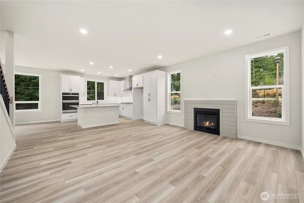 $649,990 | 3999 Flat Top Drive, Bremerton, WA 98312