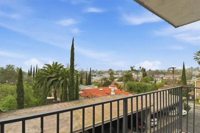 $430,000 | 1517 East Garfield Avenue, Unit 32, Glendale, CA 91206