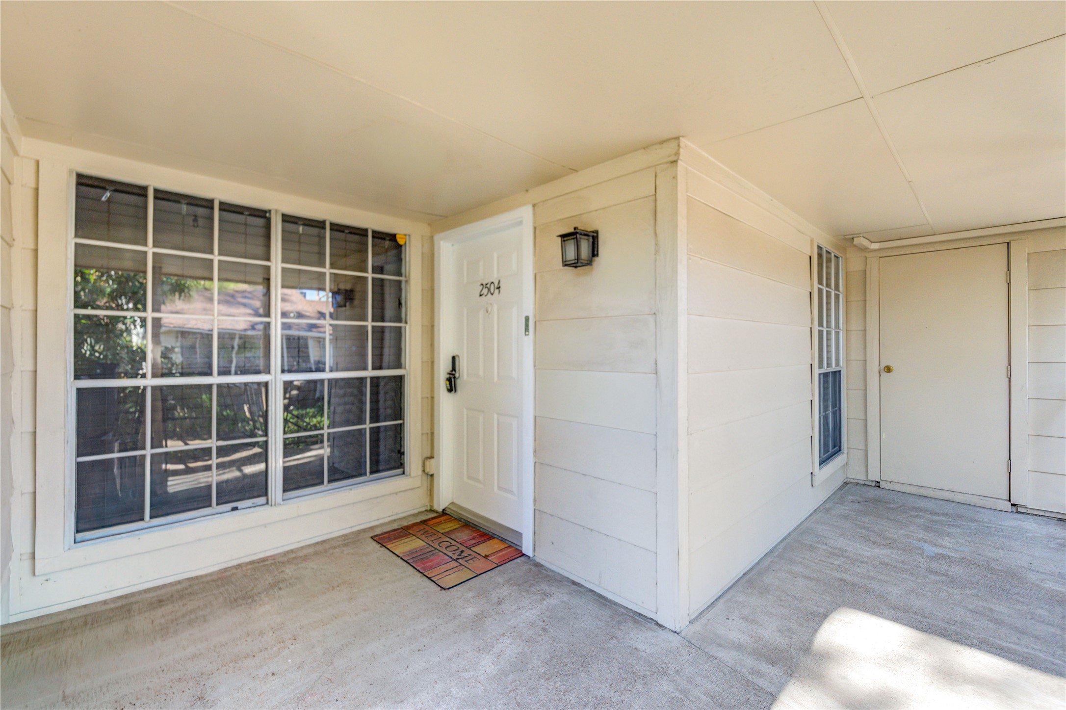 2800 Jeanetta Street, Unit 2504 Houston, TX 77063 - Photo 43 of 49 a view of empty room with windows