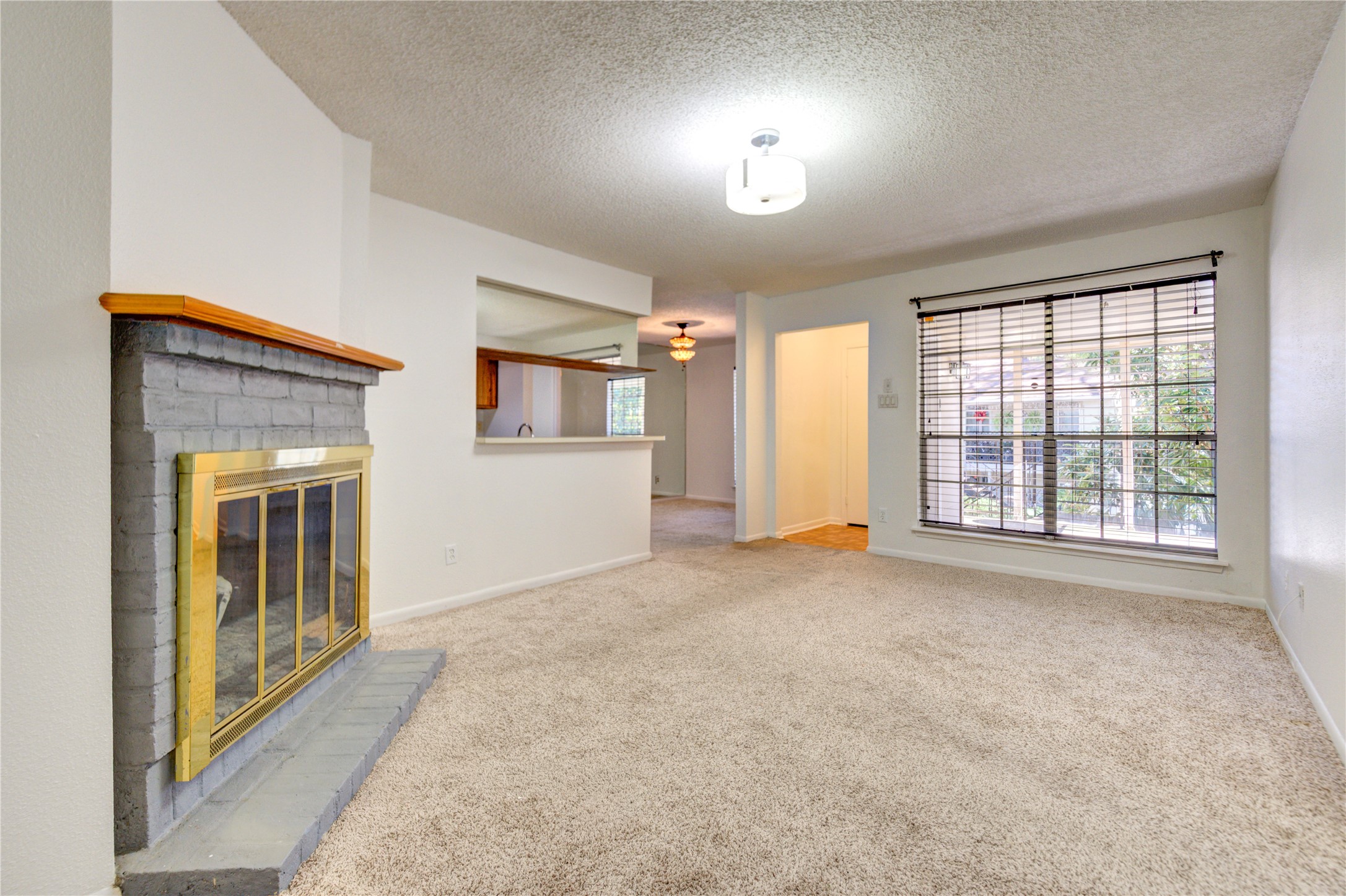 2800 Jeanetta Street, Unit 2504 Houston, TX 77063 - Photo 6 of 49 a view of an empty room with a window