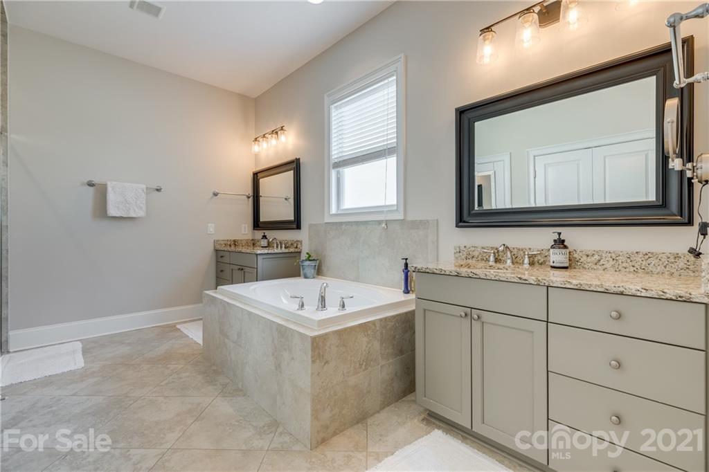 218 Crowded Roots Road Fort Mill, SC 29715 - Photo 21 of 27 Gallery Image 21