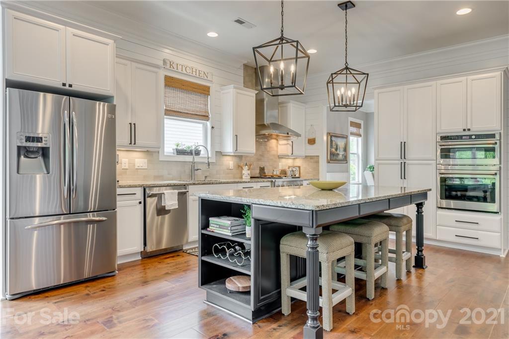 218 Crowded Roots Road Fort Mill, SC 29715 - Photo 10 of 27 Gallery Image 10