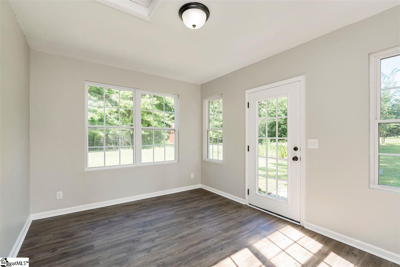 415 Milford Church Road Taylors, SC 29687 - Photo 5 of 18 Gallery Image 5