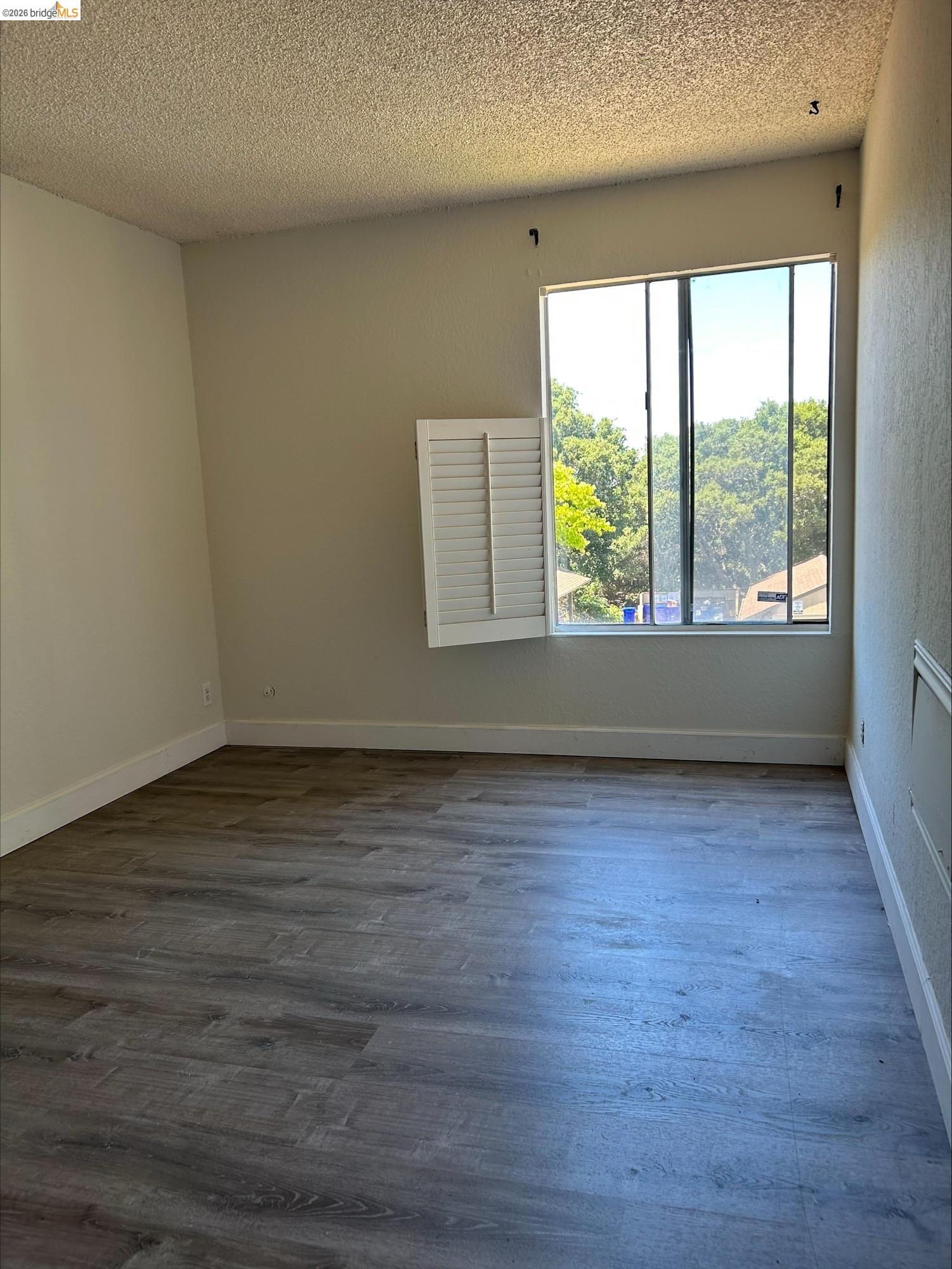 5313 Ridgeview Circle, Unit 4 El Sobrante, CA 94803 - Photo 9 of 31