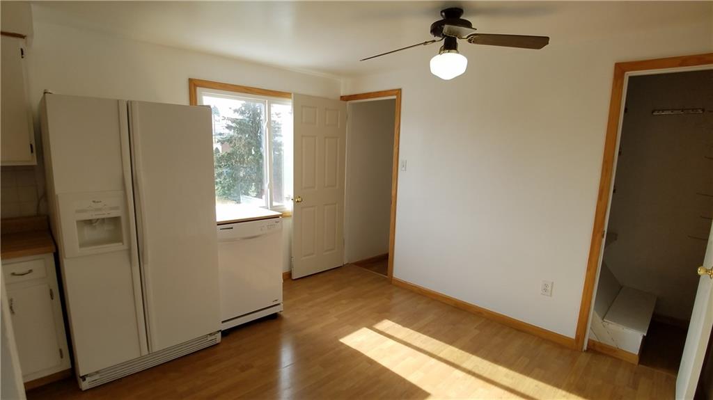 3678 Brodhead Road Monaca, PA 15061 - Photo 4 of 25 EIK with ceiling fan