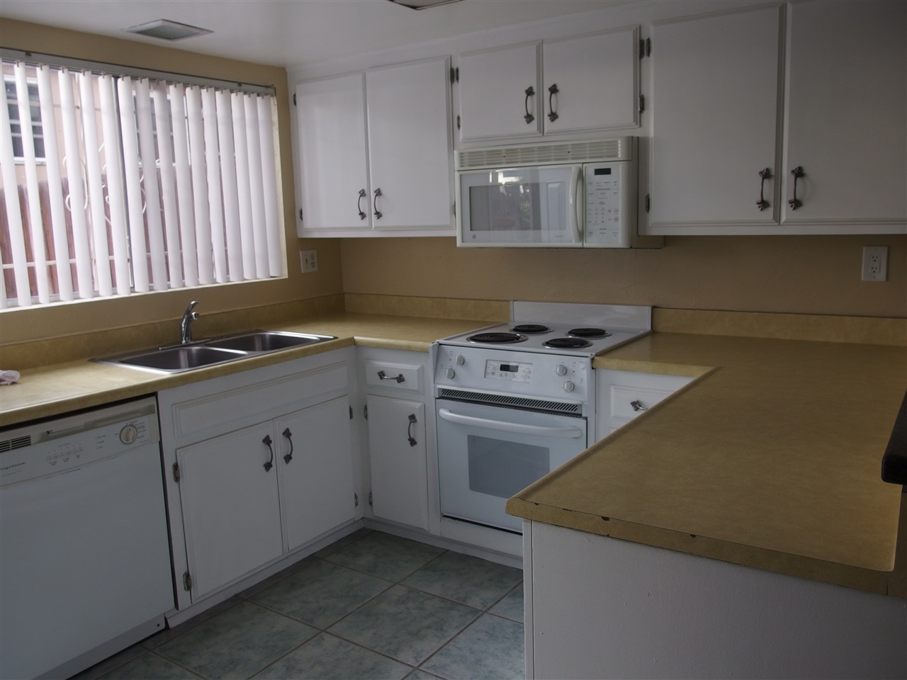 3805 Rogers Road, Unit 1 Spring Valley, CA 91977 - Photo 9 of 12