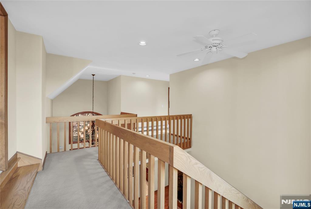 738 Ridge Road Butler, NJ 07405 - Photo 43 of 50 a view of hallway
