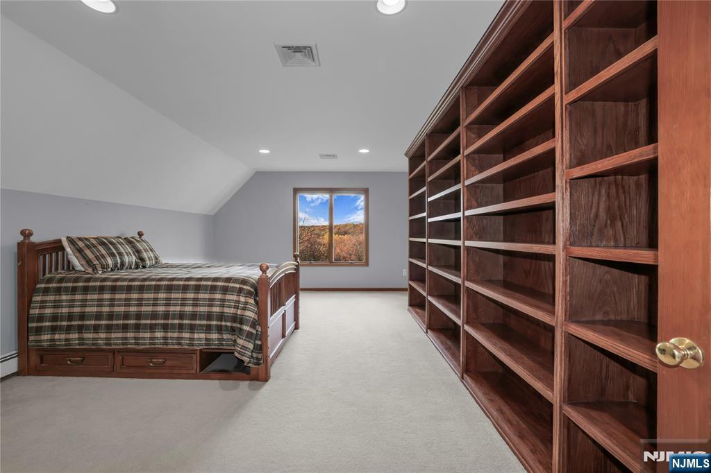 738 Ridge Road Butler, NJ 07405 - Photo 48 of 50 a view of bedroom with walk in closet