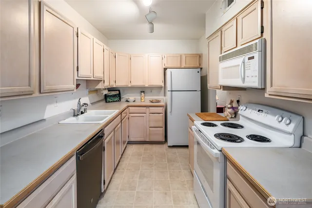 $535,000 | 11521 Pine Court, Mukilteo, WA 98275