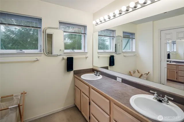 $535,000 | 11521 Pine Court, Mukilteo, WA 98275