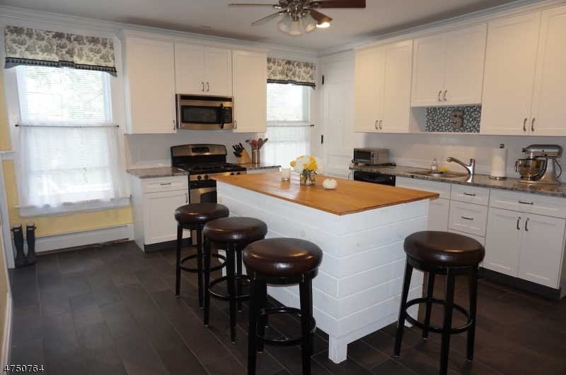 45 Green Avenue, Unit 1 Madison, NJ 07940 - Photo 2 of 12