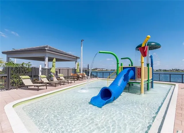 $4,900 | 8853 Northwest 155th Terrace, Unit 8853, Miami Lakes, FL 33018