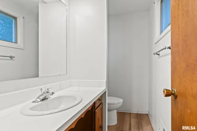 $199,900 | 2337 Grinnell Drive, Springfield, IL 62704