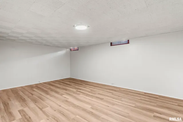 $199,900 | 2337 Grinnell Drive, Springfield, IL 62704