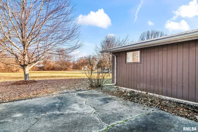 $199,900 | 2337 Grinnell Drive, Springfield, IL 62704