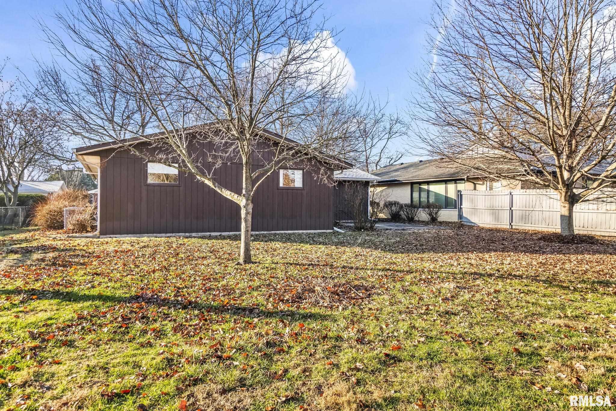 2337 Grinnell Drive Springfield, IL 62704 - Photo 37 of 39