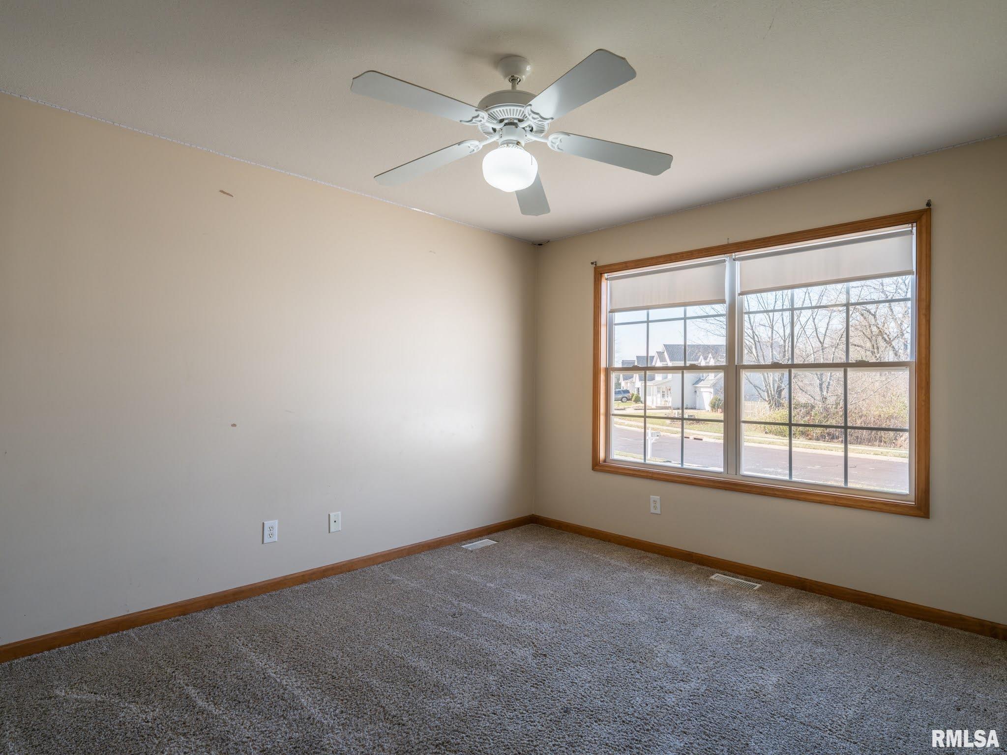 1628 West Geneva Road Peoria, IL 61615 - Photo 14 of 46 Gallery Image 14