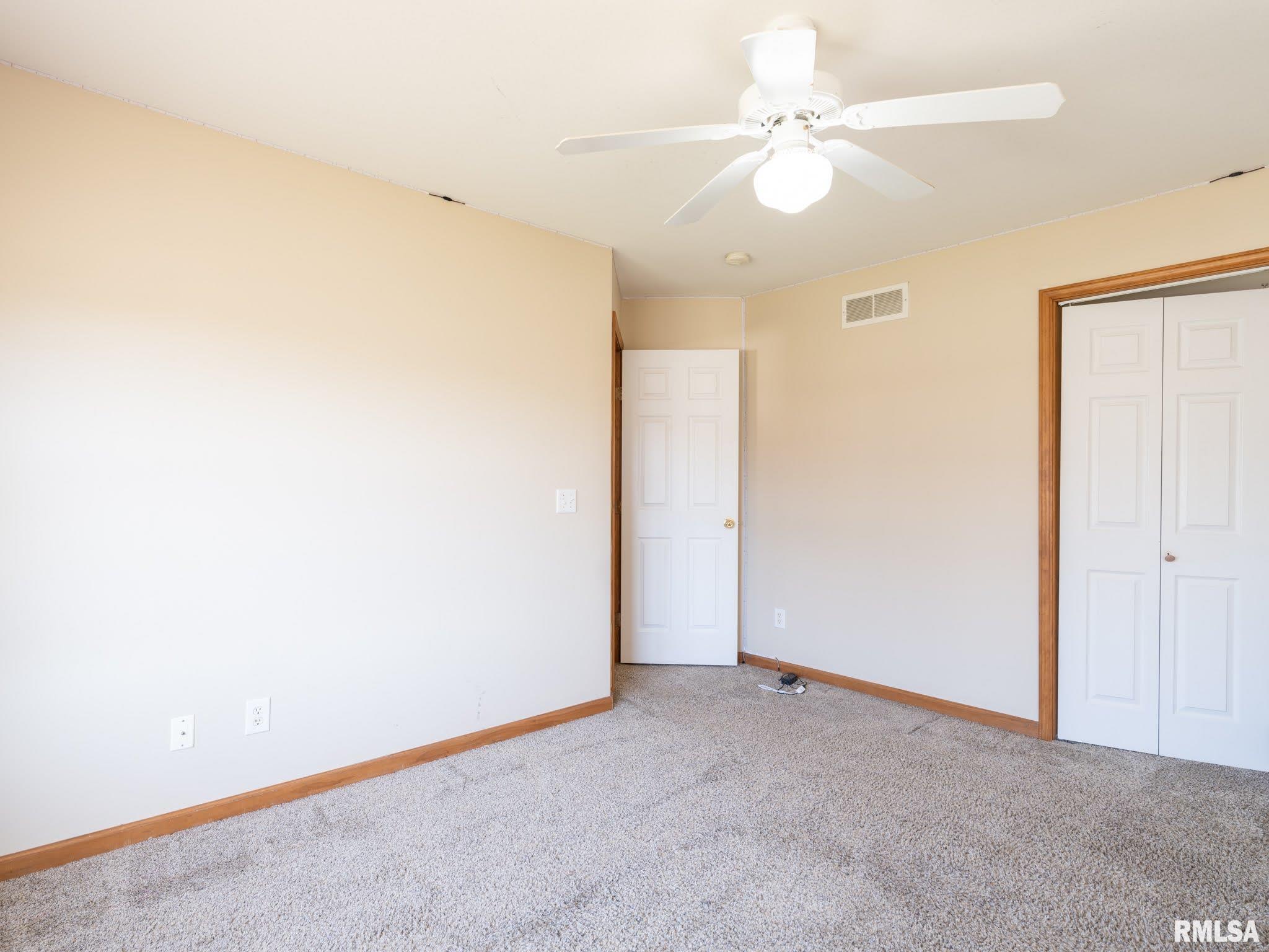 1628 West Geneva Road Peoria, IL 61615 - Photo 15 of 46 Gallery Image 15