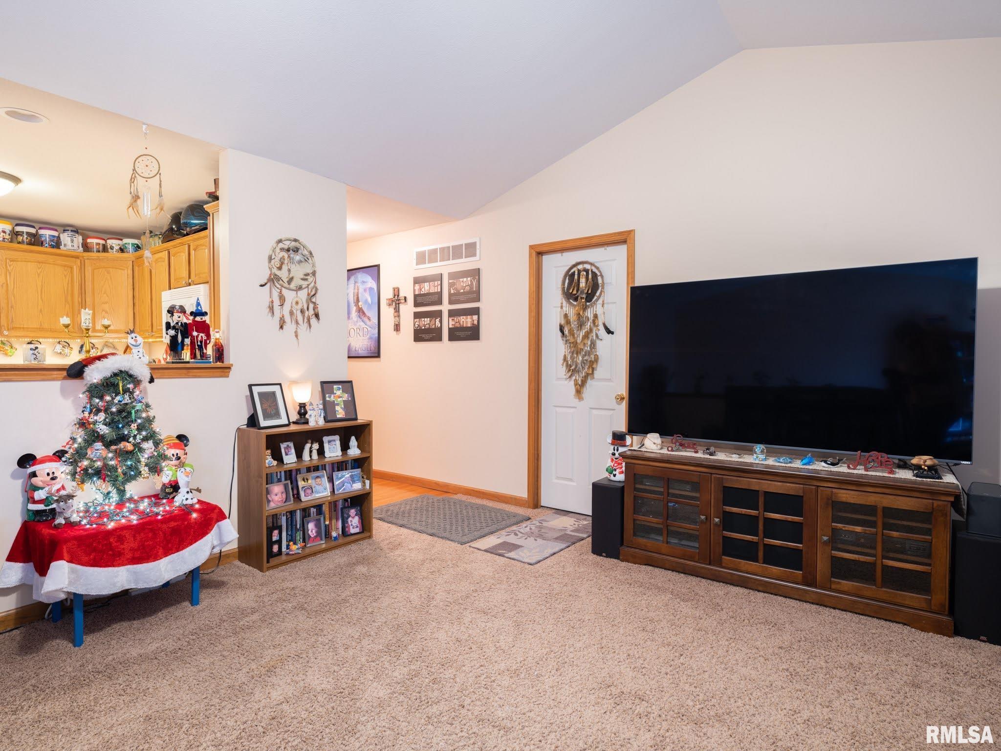 1628 West Geneva Road Peoria, IL 61615 - Photo 28 of 46 Gallery Image 28