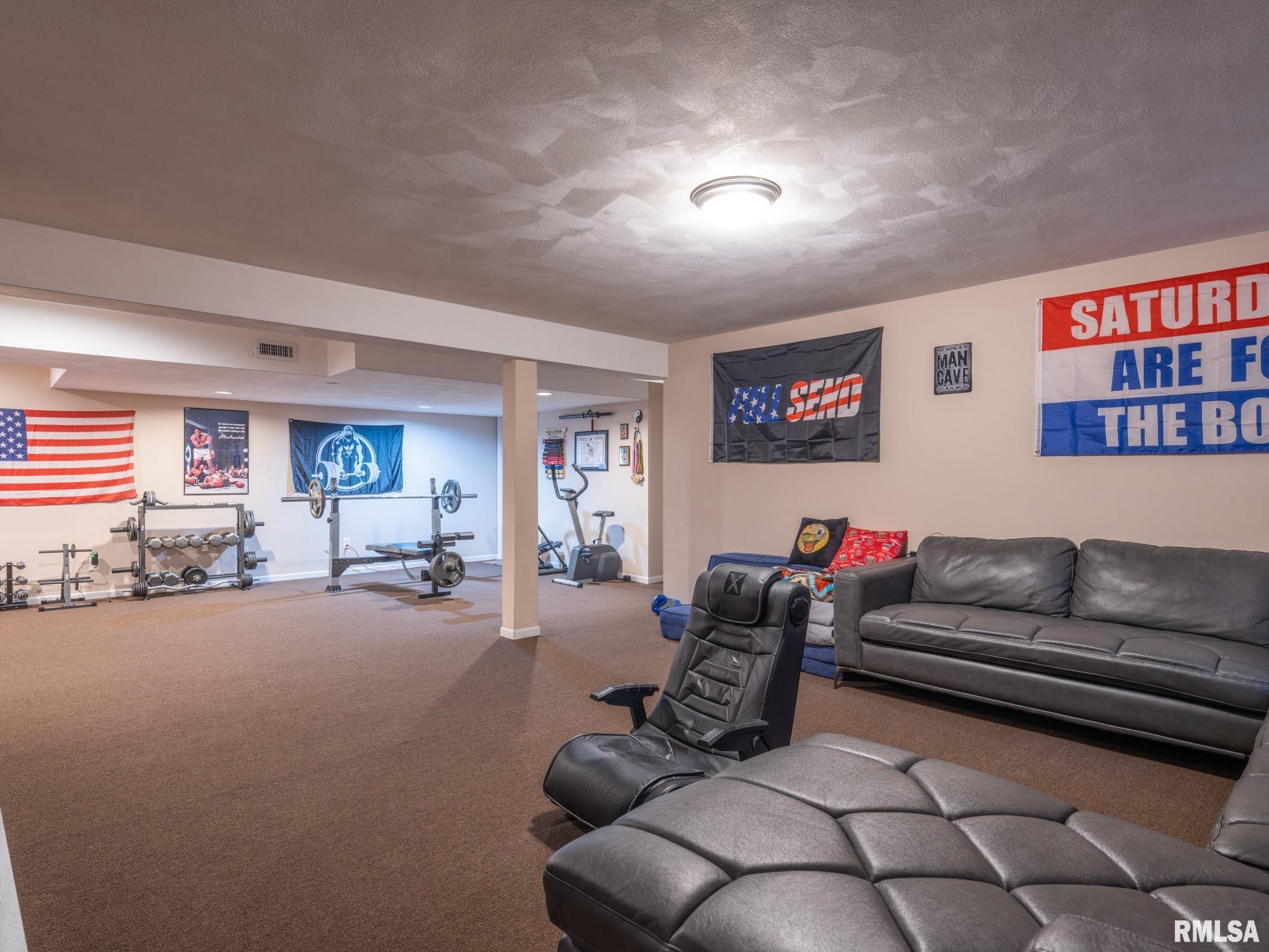 1628 West Geneva Road Peoria, IL 61615 - Photo 45 of 46 Gallery Image 45