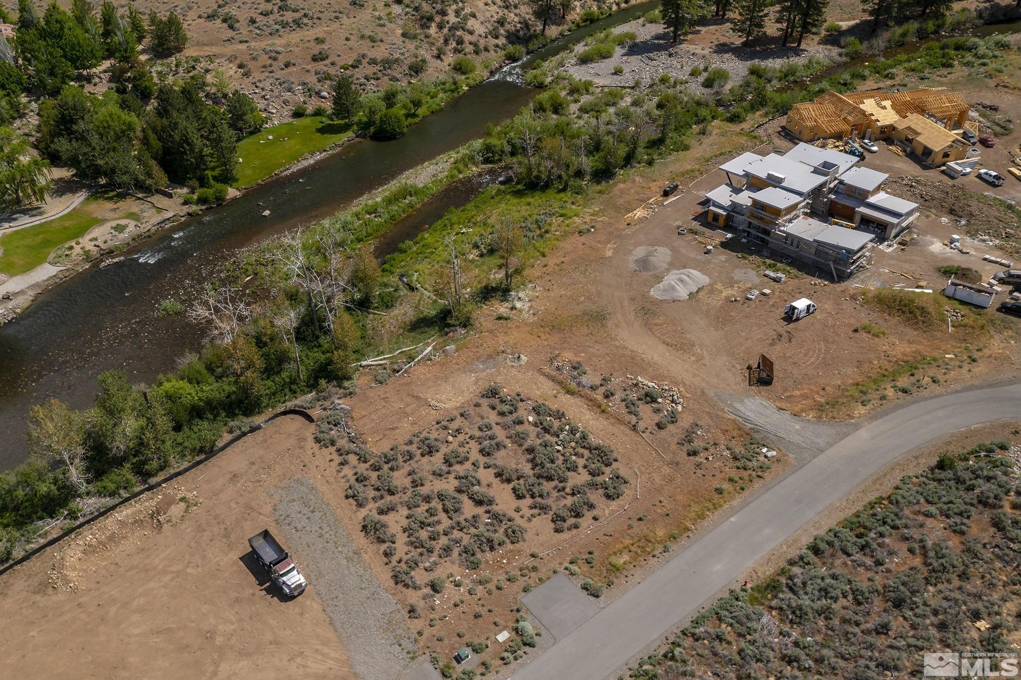 415 River Pines Drive, Unit 7 Reno, NV 89439 - Photo 9 of 27 an aerial view of beach and yard