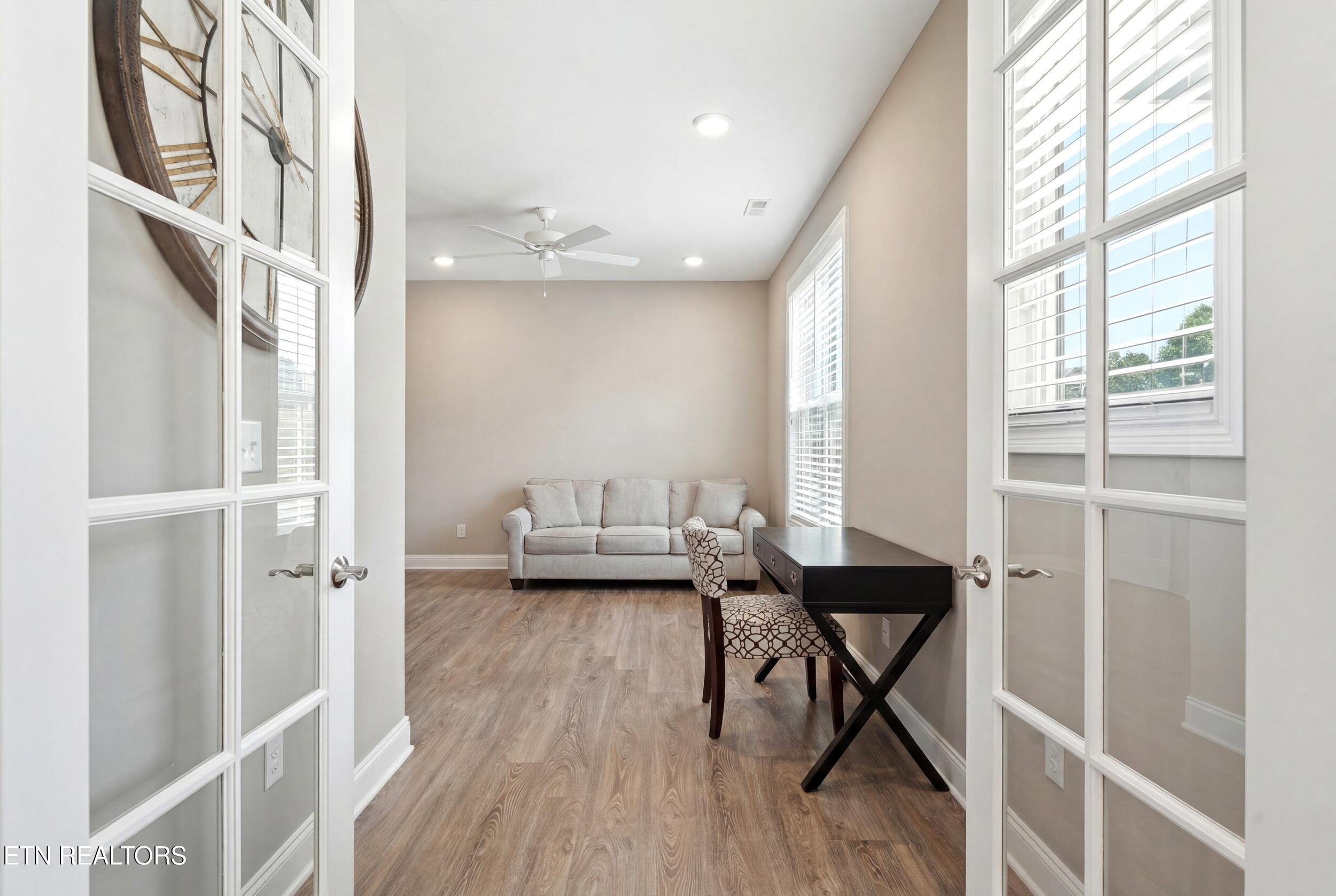 1869 Persimmon Ridge Loudon, TN 37774 - Photo 26 of 58 5_1869_persimmon_ridge_005-declutter