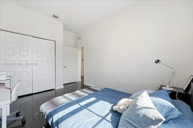 $1,239,000 | 617 Northeast 191st Street, Miami, FL 33179