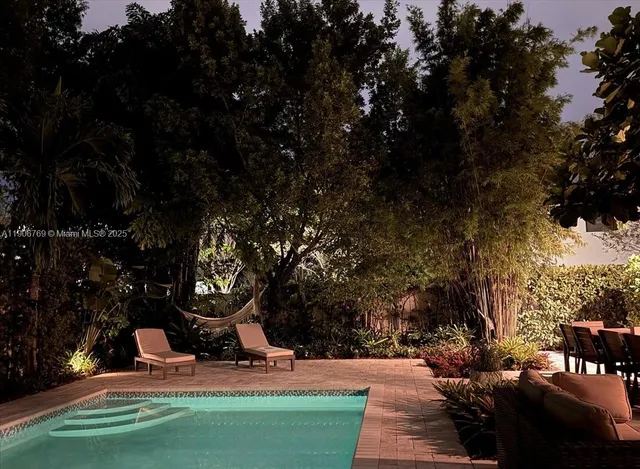 $1,239,000 | 617 Northeast 191st Street, Miami, FL 33179