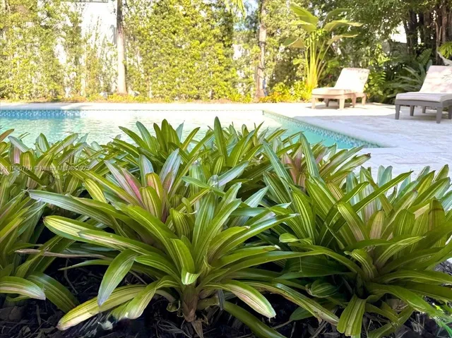 $1,239,000 | 617 Northeast 191st Street, Miami, FL 33179